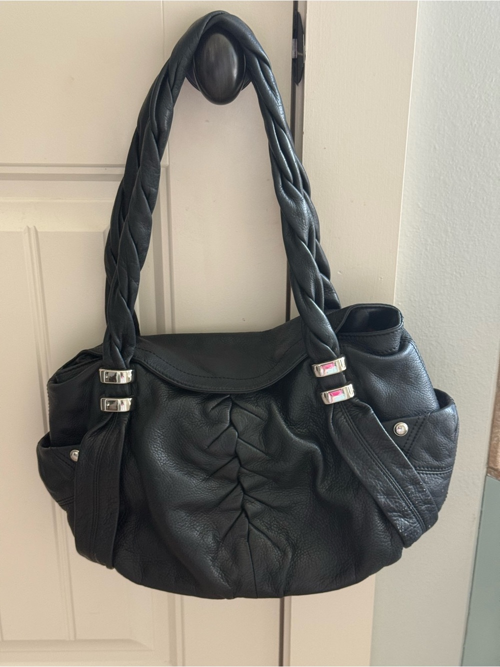 B Makowsky Black Braided-Handle Women’s Leather shoulder bag y2k